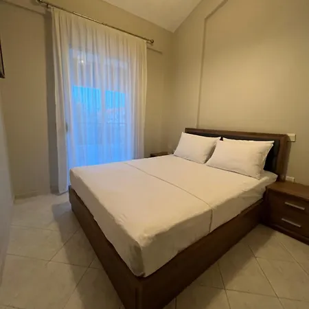 Sakis 2 度假居 波利克罗诺